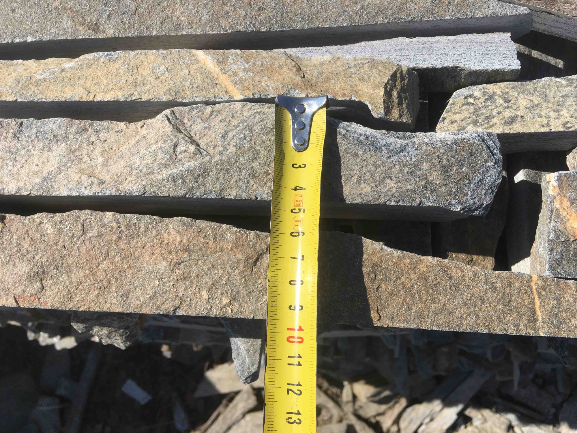 Горбушка златолит мультиколор для облицовки купить в Мытищах