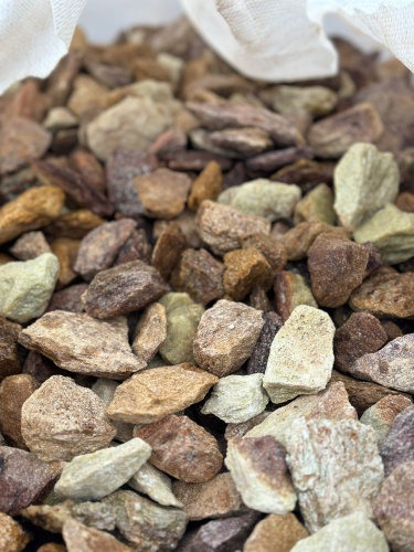 Златолит персиковый декоративная каменная крошка купить в Мытищах