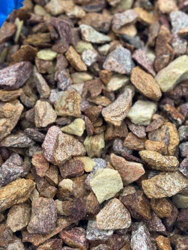 Златолит персиковый декоративная каменная крошка купить в Мытищах