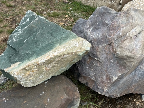 Камни для ландшафтного дизайна зелёные 10-60 килограмм купить в Мытищах