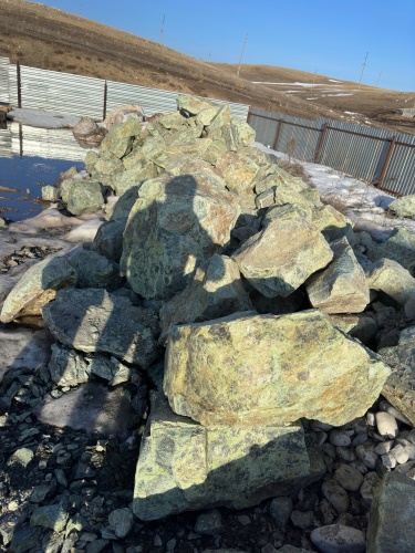 Камни для ландшафтного дизайна зелёные 10-60 килограмм купить в Мытищах