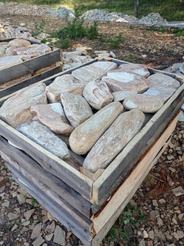 Златолит жёлтый, жёлто-зелёный глыбки и валуны для ланшафтного дизайна купить в Мытищах