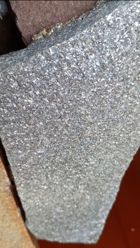 Плитняк златолит серебристый для цоколя, отмостки купить в Мытищах