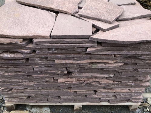 Плитняк лемезит бордовый для облицовки цоколя 20-25 мм  купить в Мытищах