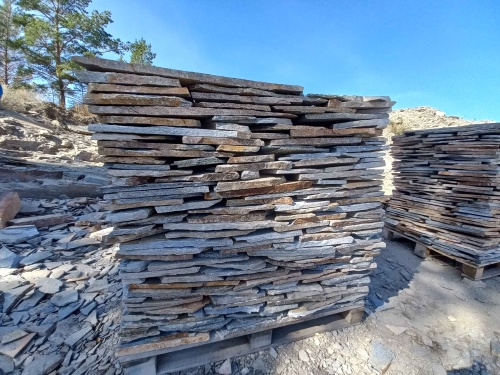 Плитняк златолит серебристый для фасада купить в Мытищах