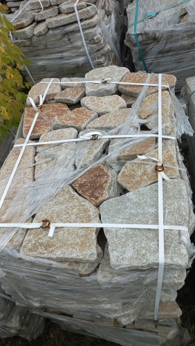 Плитняк галтованный гранитный для ландшафтного дизайна купить в Мытищах