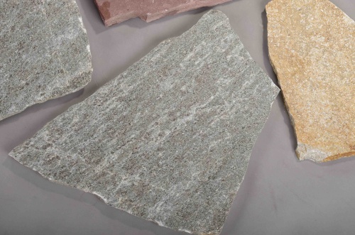 Плитняк златолит Уральский  для фасада купить в Мытищах