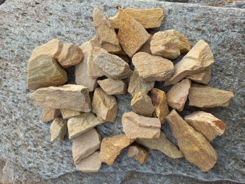 Златолит жёлтый декоративная каменная крошка купить в Мытищах