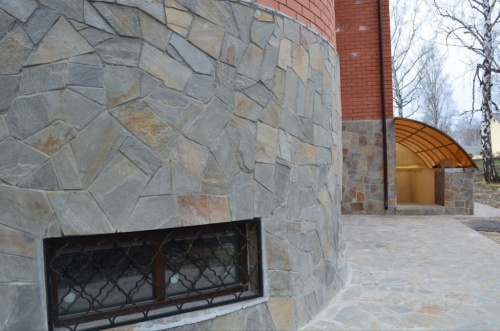 Плитняк златолит Уральский  для фасада купить в Мытищах